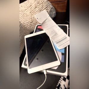 iPad Pro GEN 4 (64GB)
